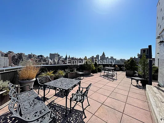 Rented by NYC Empire Realty Inc | media 16
