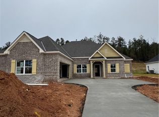 2283 Cannongate Dr, Opelika, AL 36801