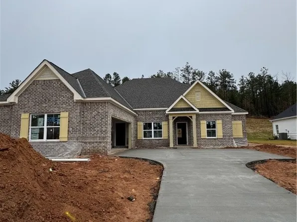 2283 Cannongate Dr, Opelika, AL 36801