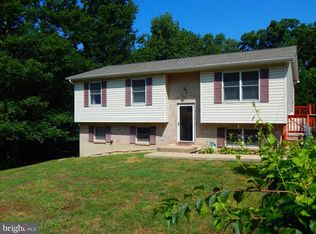 410 Mad Hatter Rd, Harpers Ferry, WV 25425