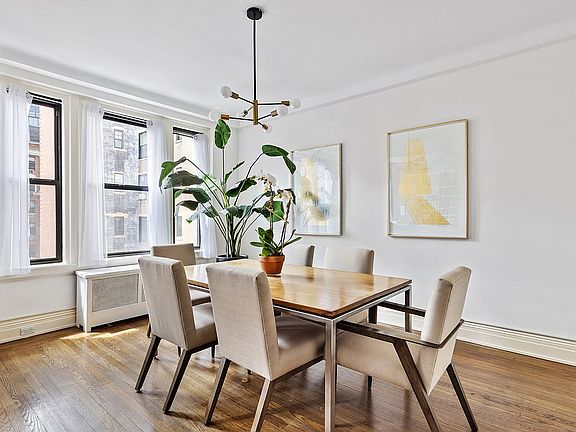3rd image of 114 E 84th St APT 6D