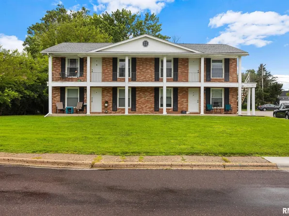601 Devonshire Rd, Washington, IL 61571