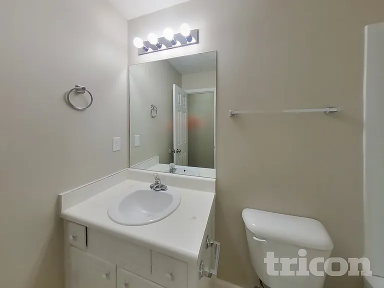 3746 Windy Hill Dr SE — Photo 13