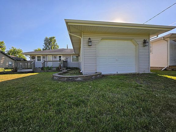 5th image of 812 N Werners Landing Dr