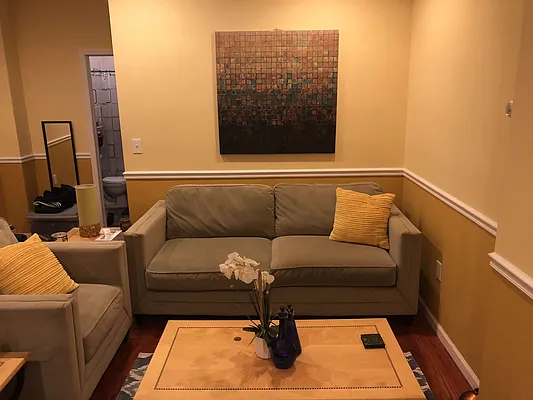 Rented by Le Bon Service LLC | media 13