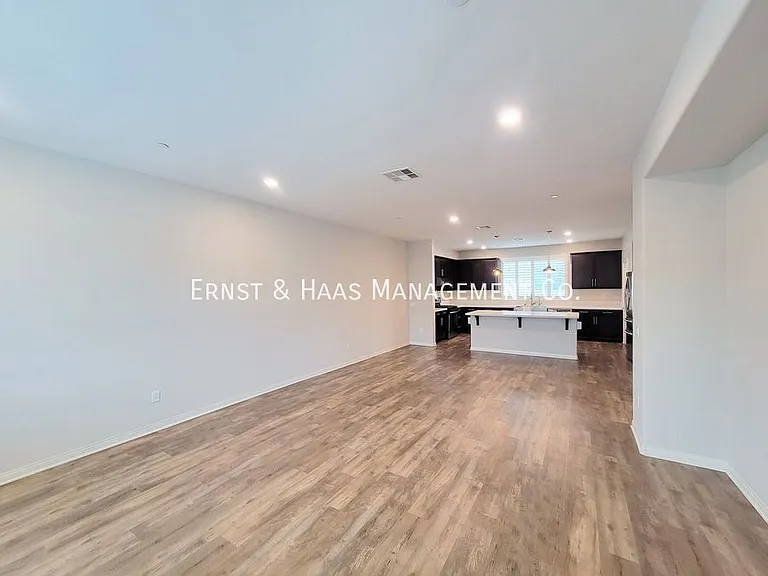 14414 Strawberry Ln #4 — Photo 9