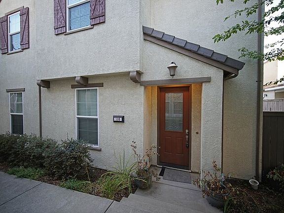 2nd image of 110 Talmont Cir