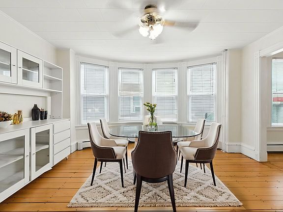 4th image of 547 Broadway #2D