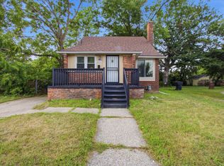 9237 Birwood St, Detroit, MI 48204