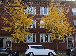 2709 W Schubert Ave #1, Chicago, IL 60647