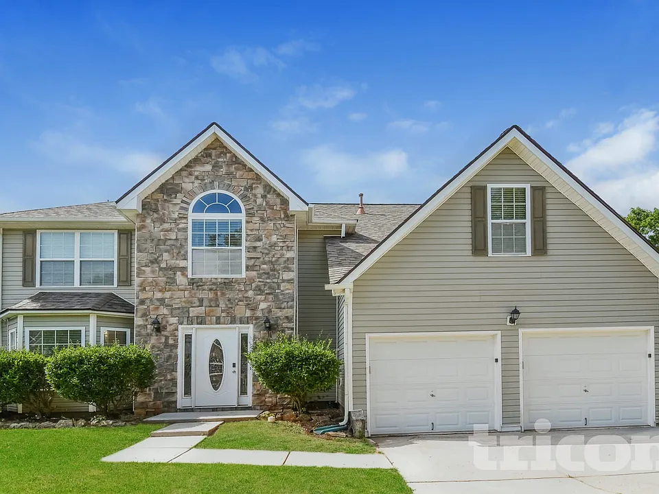 3131 Berthas Overlook