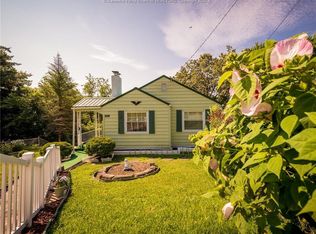 2014 Carson St, Charleston, WV 25302