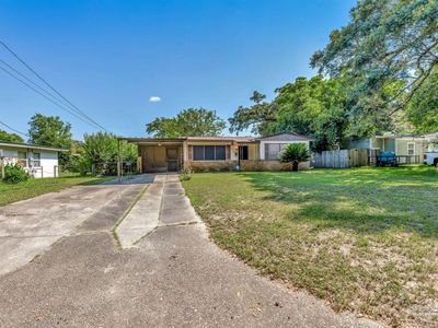 818 S Madison Dr, Pensacola, FL, 32505