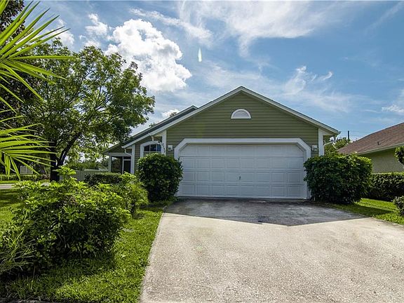 3rd image of 2052 Grasmere Dr