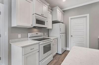 5th image of 4320 Louisiana Ave #21