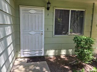8200 Center Pkwy APT 7, Sacramento, CA 95823
