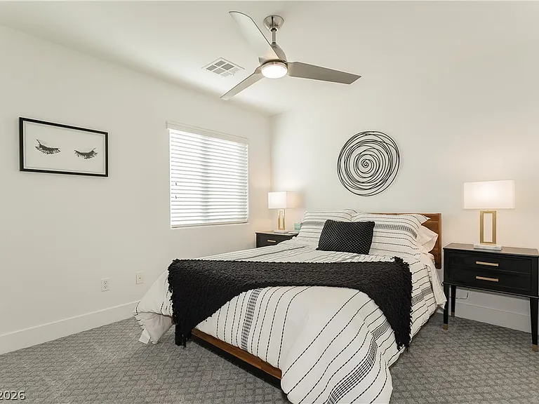 1041 Chestnut Chase St — Photo 14