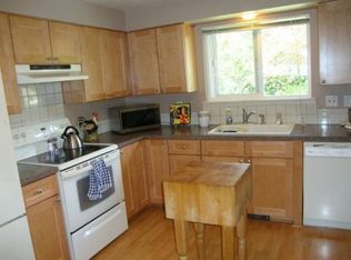 5220 28th Ave SE, Lacey, WA 98503