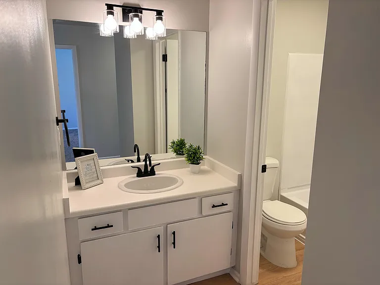 4239 W Bampton Ln — Photo 19