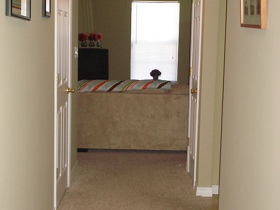 4th image of 109 Glory Pl NW #A