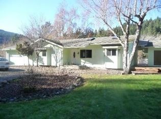 111 Ackerman Ln, Carlotta, CA 95528