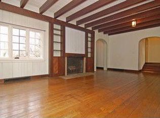 755 Northmoor Rd, Lake Forest, IL 60045