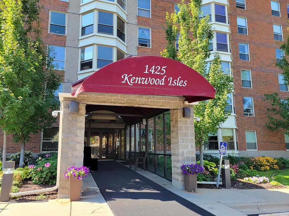 1st image of 1425 W 28th St APT 119