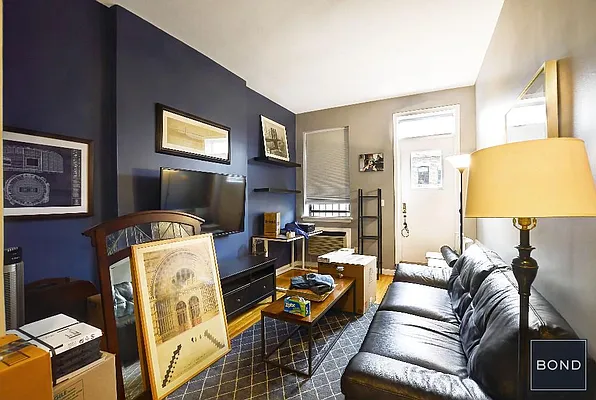 Rented by Bond New York | media 19