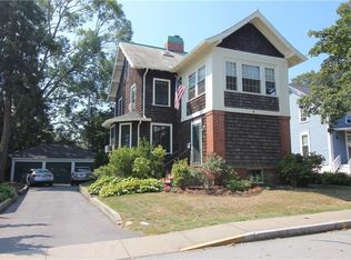 8-10 Summer St, Newport, RI 02840