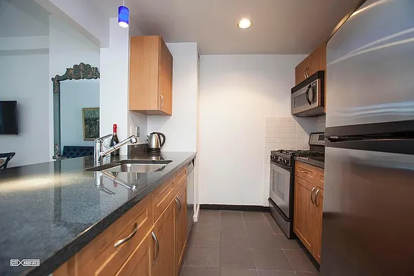 Rented by Citi Habitats | media 11