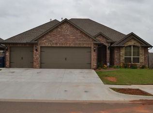3112 Canton Trl, Yukon, OK 73099