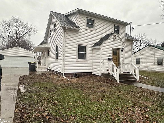 2nd image of 705 NW 3rd St