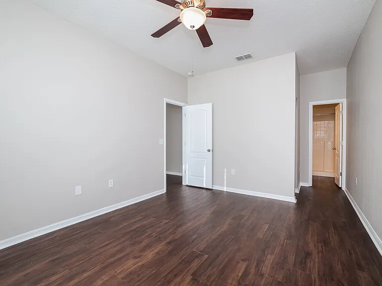 2220 Paria Ln — Photo 10