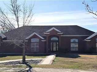 1400 Woodville Dr, Gatesville, TX 76528