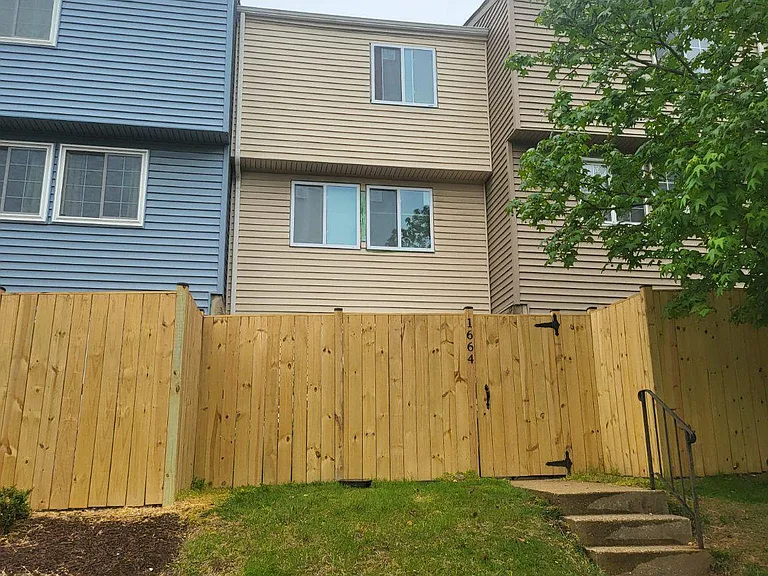 1664 Devil Ln — Photo 2