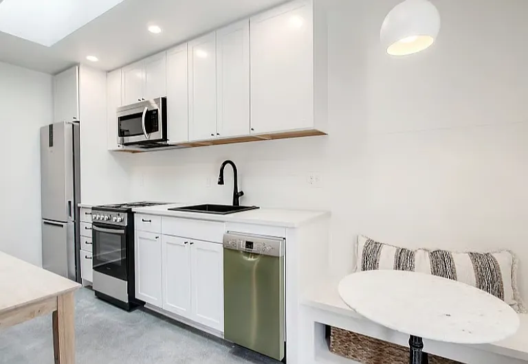 664 Terrace St #6 — Photo 3
