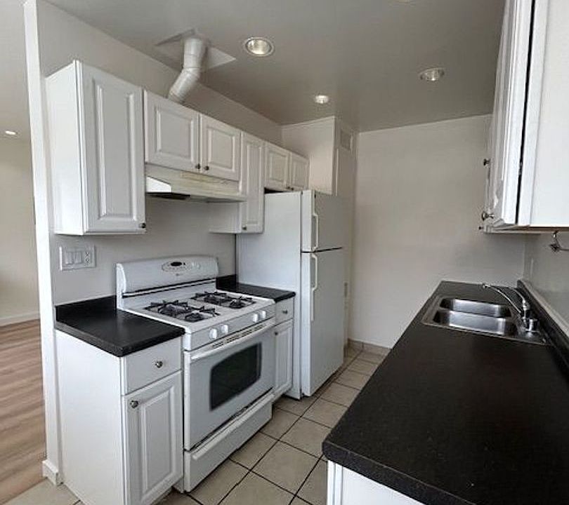 1st image of 4601 Beethoven St
