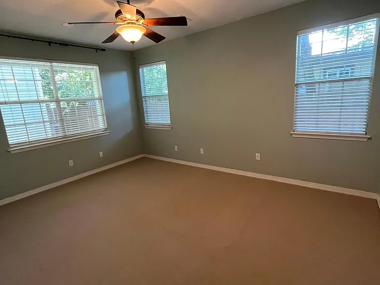 1604 Walnut Ave — Photo 13
