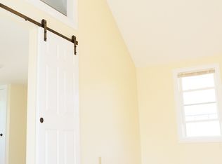 214 North Ave APT B, Burlington, VT 05401