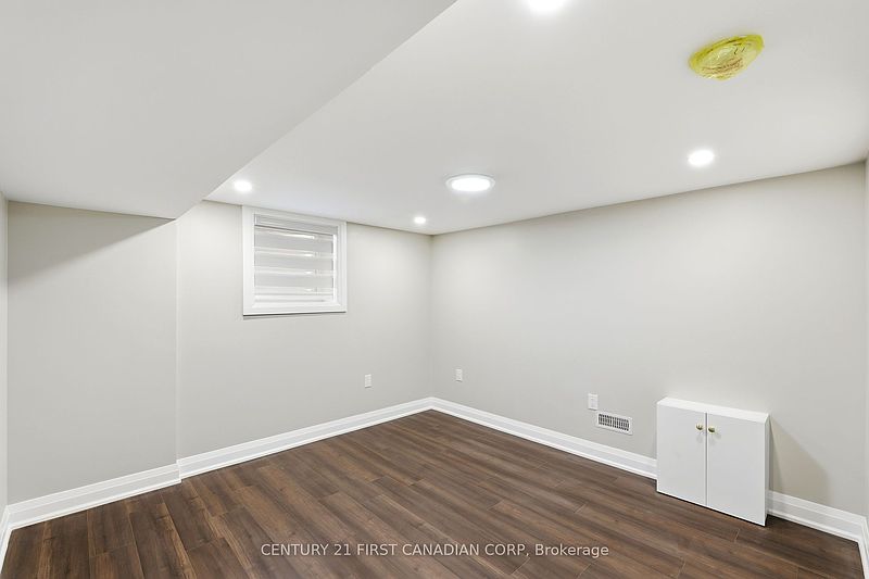 London House for rent - 6 Bedrooms — photo 26
