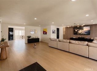 5315 Yarmouth Ave Unit 104, Encino, CA 91316