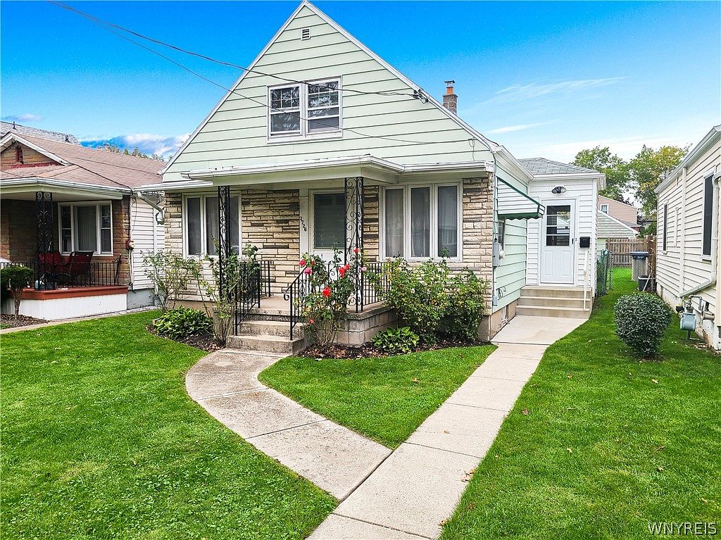 2726 Grand Ave, Niagara Falls, NY 14301 Zillow