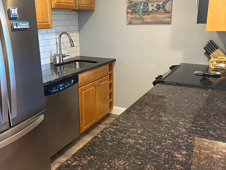 21 Starr Dr #204 — Photo 13