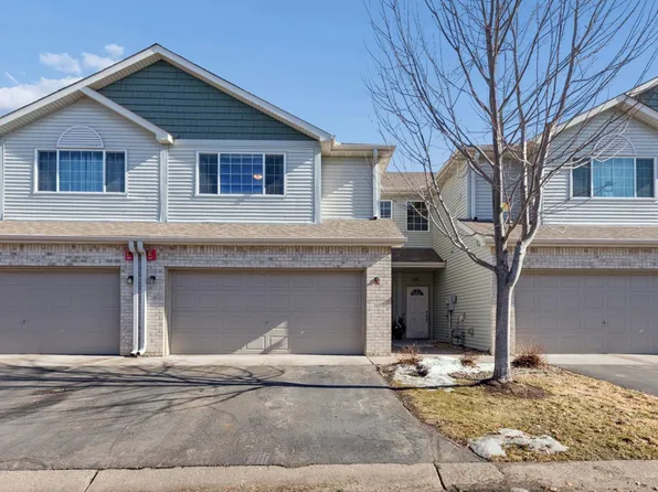 139 Stallion Ln, Lino Lakes, MN 55014
