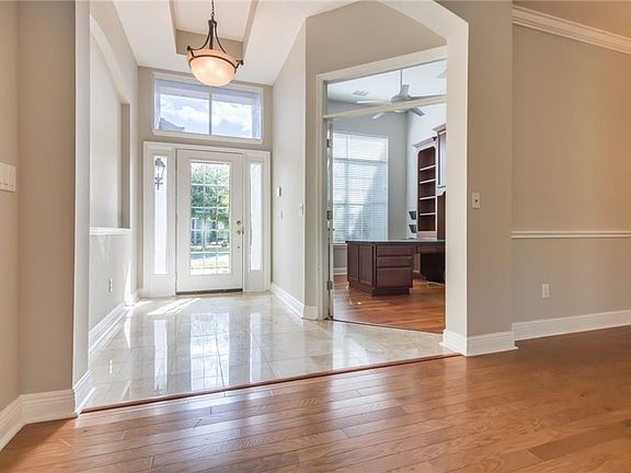 5th image of 10104 Hart Branch Cir