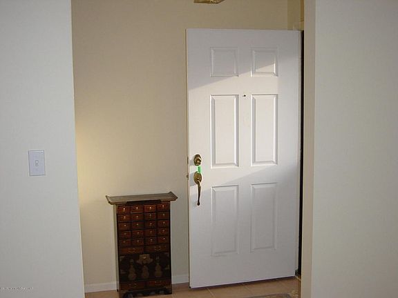 3rd image of 1500 Alpen Ln