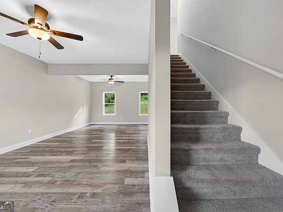 2nd image of 135 Saw Mill Ct