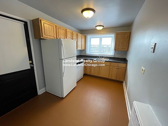 4th image of 4927 Crain St #D3