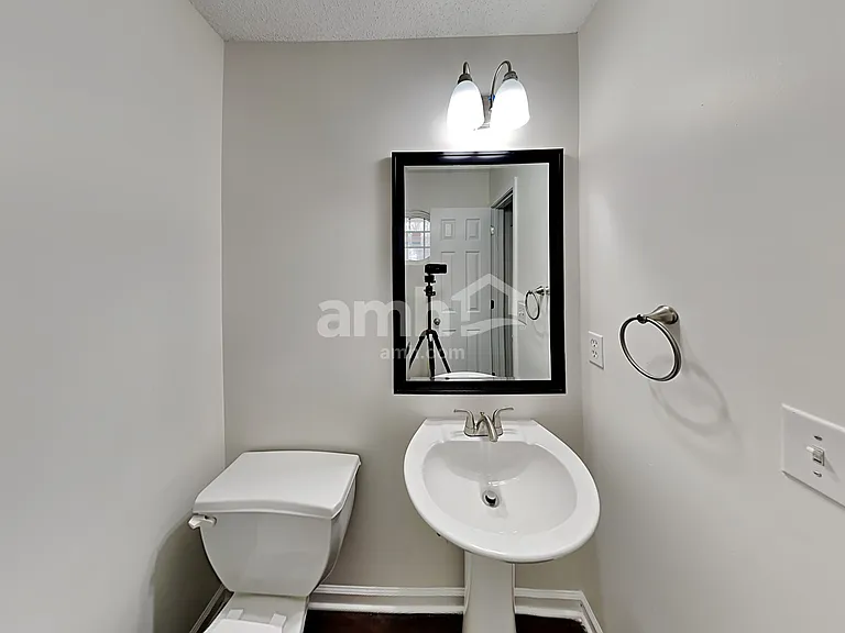 10220 Seedling Ln — Photo 7