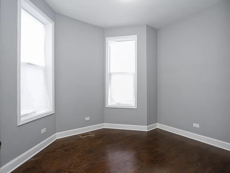 7322 S Langley Ave #1 — Photo 10
